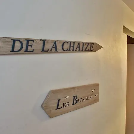 Logis La Chaize 3*