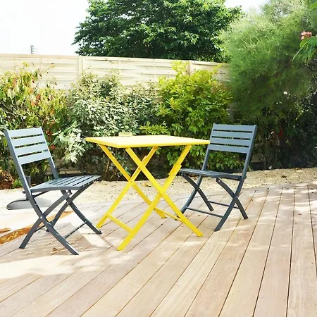 Logis La Chaize Otel