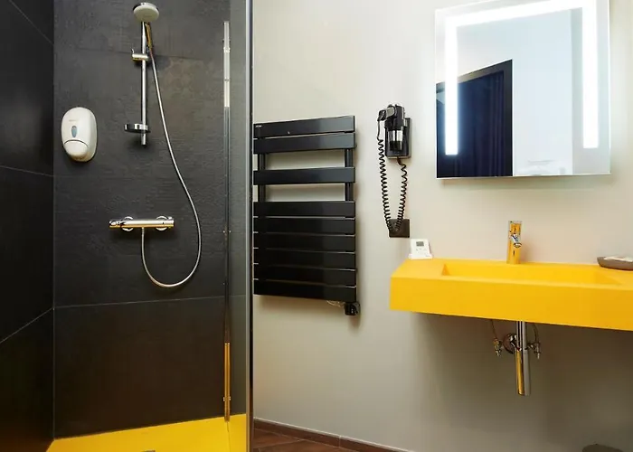 Hotel Logis La Chaize